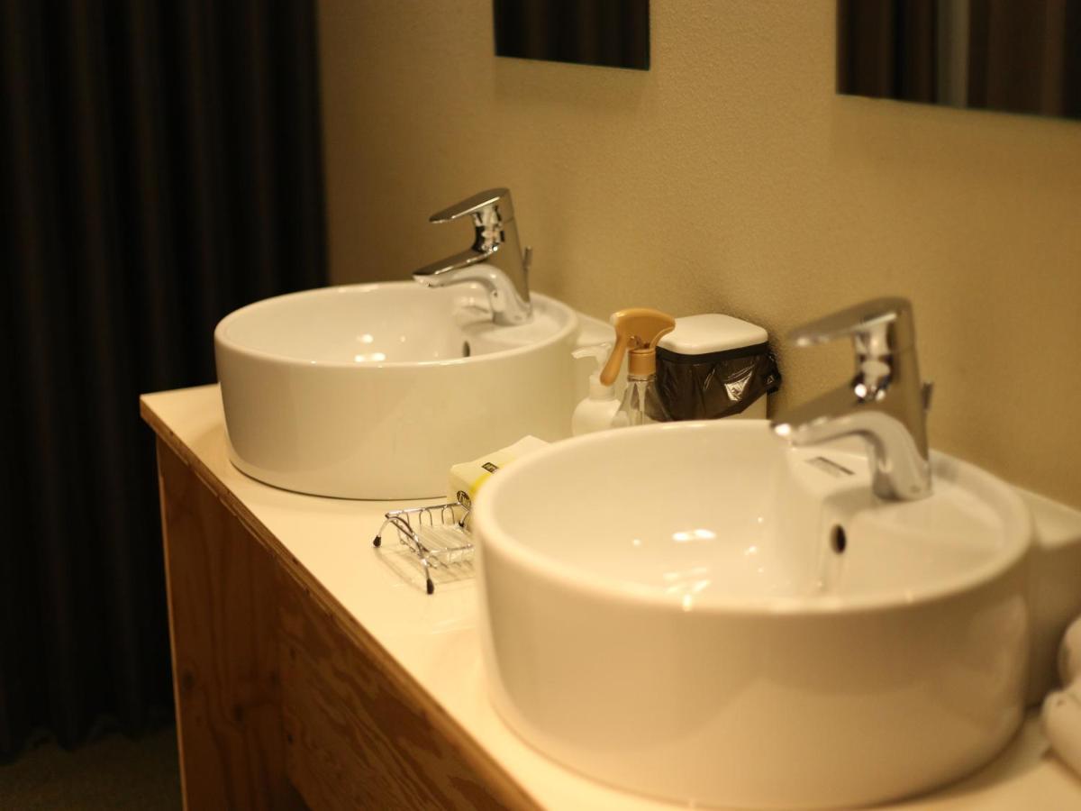 Travel&Book Hotel Hulatoncabin Takamatsu Esterno foto