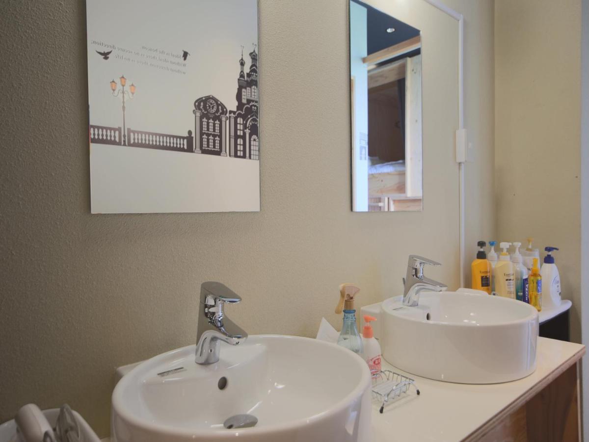 Travel&Book Hotel Hulatoncabin Takamatsu Esterno foto