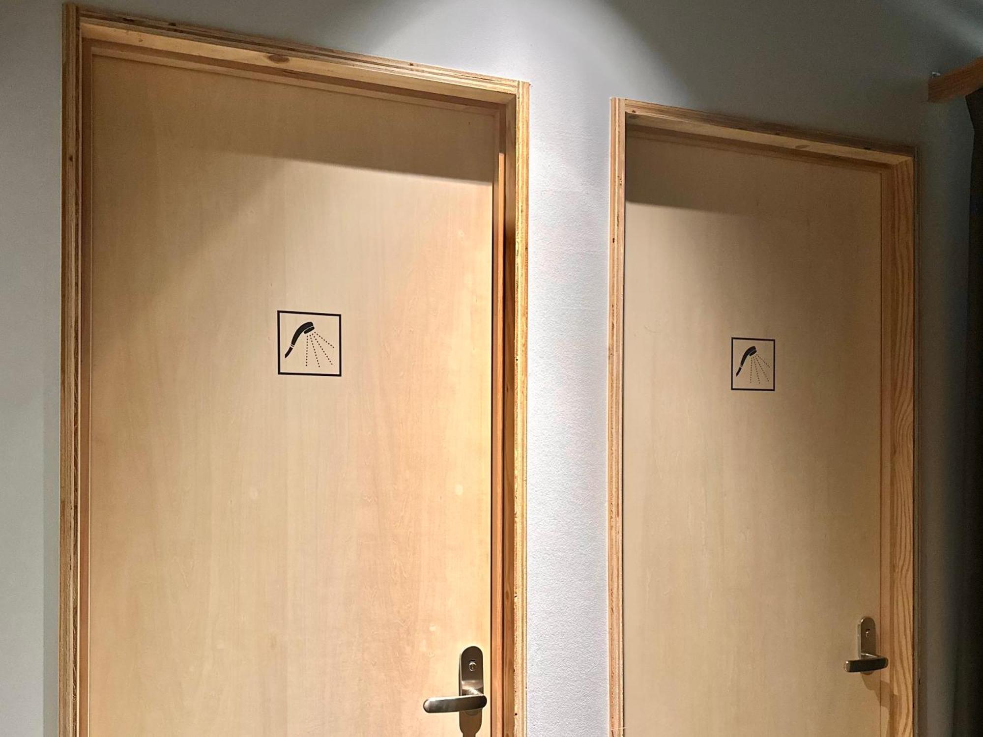 Travel&Book Hotel Hulatoncabin Takamatsu Esterno foto