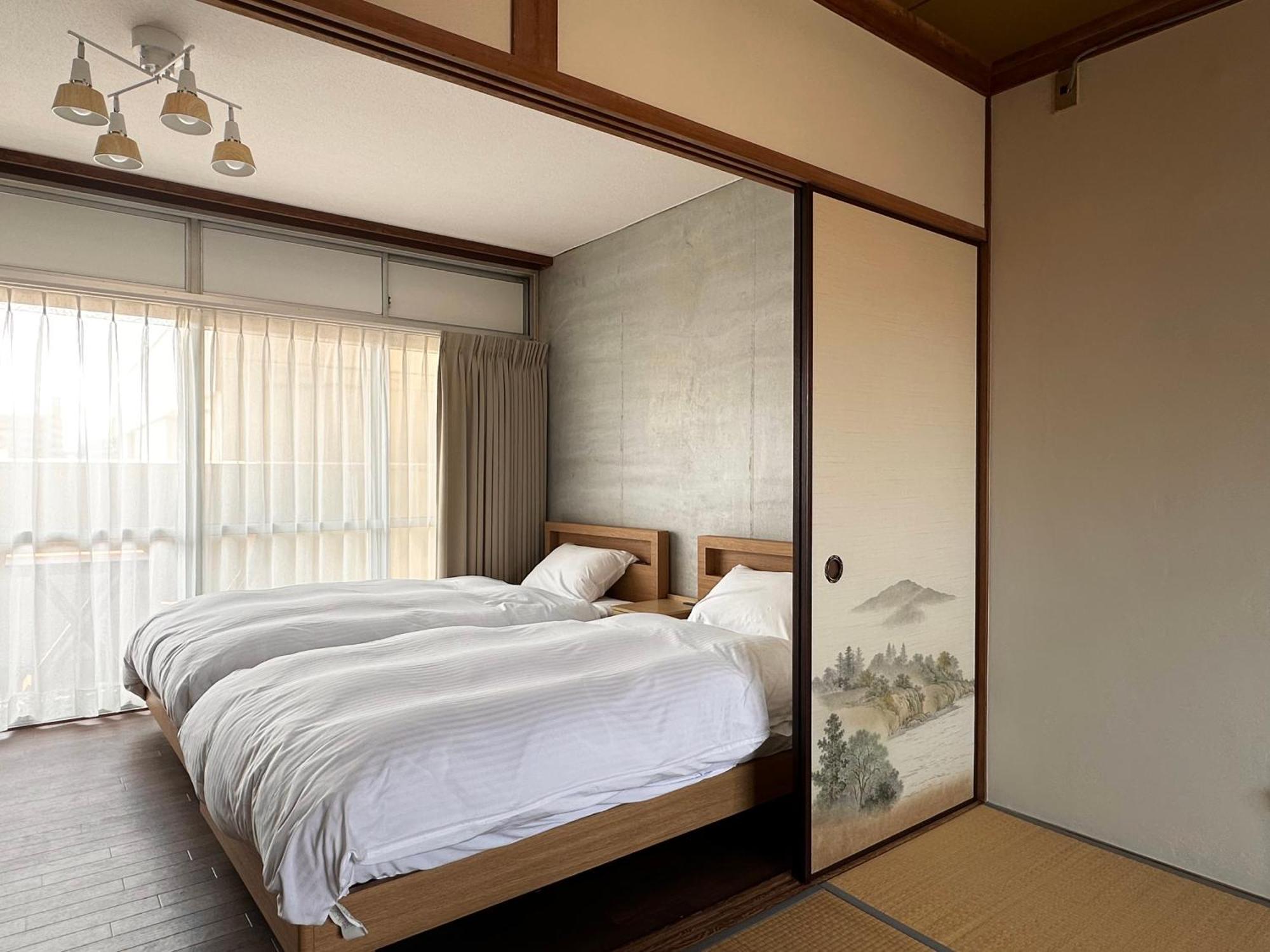 Travel&Book Hotel Hulatoncabin Takamatsu Esterno foto